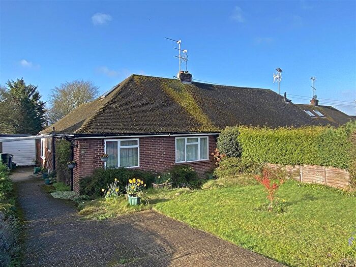 2 Bedroom Semi Detached Bungalow For Sale In West Ridge, Bourne End, SL8