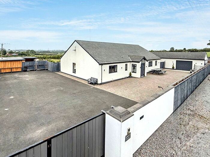3 Bedroom Detached Bungalow For Sale In Heaton Terrace, Station Town, Wingate, TS28