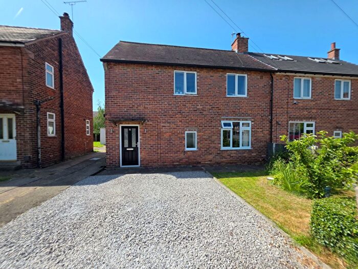 3 Bedroom Semi Detached House For Sale In Manor Road, Dinnington, S25