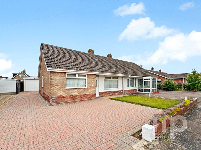 3 Bedroom Semi-Detached Bungalow For Sale In Warwick Drive, Wymondham, NR18