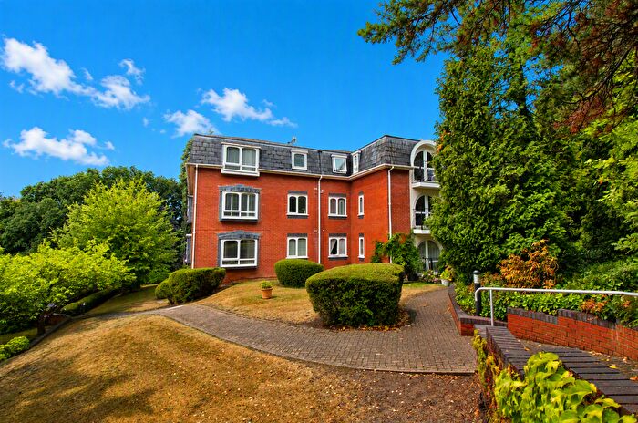 2 Bedroom Flat For Sale In Oldnall Road, Kidderminster, DY10