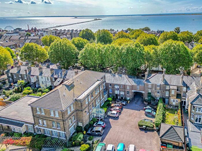 2 Bedroom Property For Sale In Cambridge Road, Southend-On-Sea, SS1