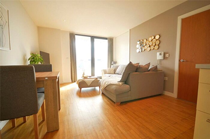 2 Bedroom Apartment To Rent In St Georges Island, Kelso Place, Manchester City Centre, Greater Manchester, M15