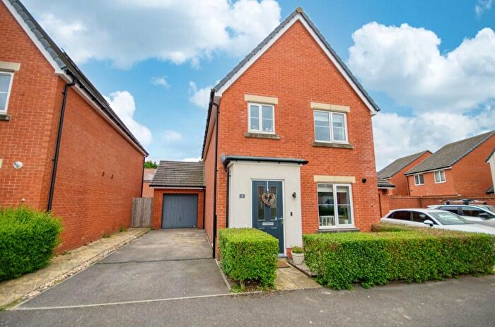 3 Bedroom Detached House For Sale In Le Marechal Avenue, Bursledon, Hampshire, SO31