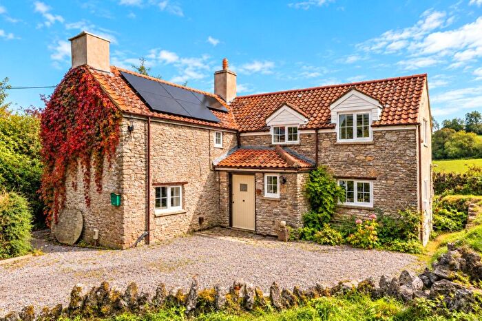 4 Bedroom Detached House For Sale In Tor Hole, Chewton Mendip, Somerset, BA3