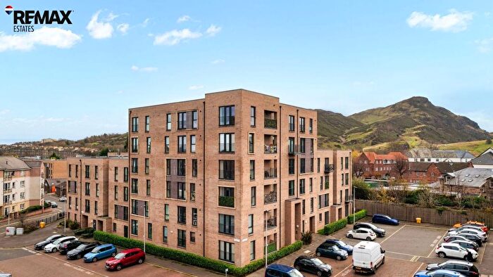 1 Bedroom Flat For Sale In Elsie Inglis Way, Edinburgh, EH7