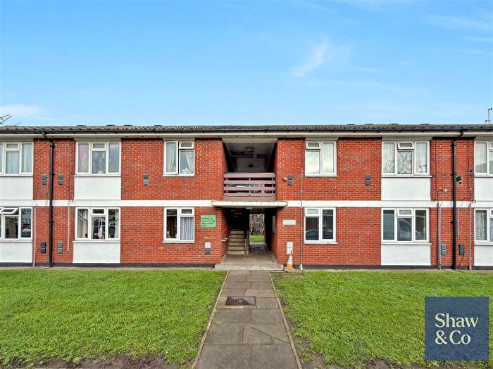 1 Bedroom Flat For Sale In Springwell Road, Heston, TW5