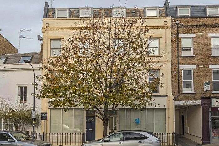 3 Bedroom Flat To Rent In Milson Road, London, W14
