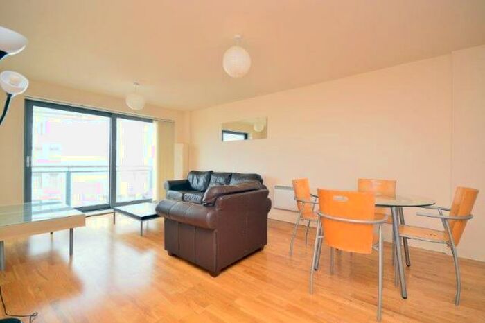 2 Bedroom Apartment To Rent In Metis, Scotland Street, S3