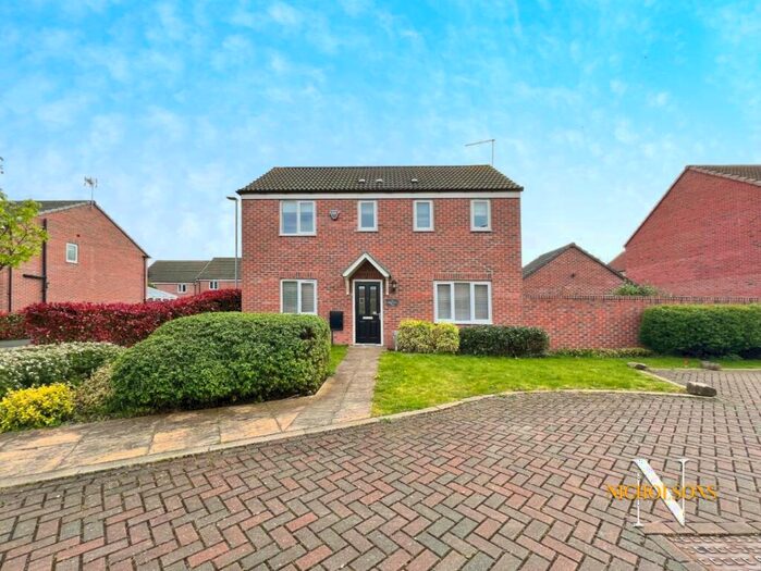 3 Bedroom Detached House To Rent In White Park Place, Retford, Nottinghamshire, DN22
