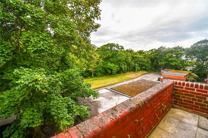 2 Bedroom Apartment For Sale In Wellington Road, Wallasey, Wirral, CH45
