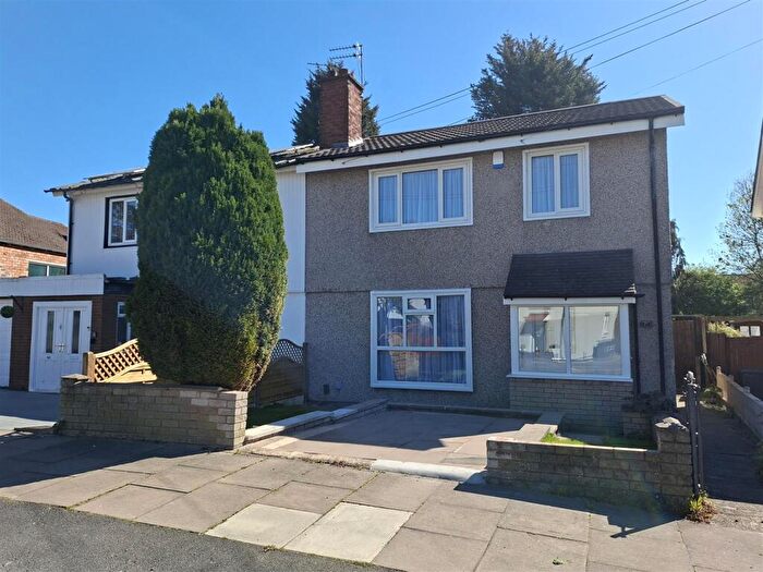 3 Bedroom Semi-Detached House For Sale In Bellevue Road, Sheldon, Birmingham, B26
