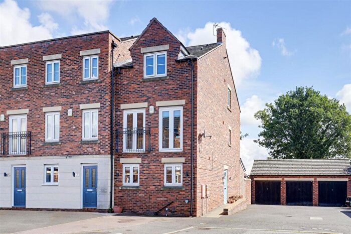 4 Bedroom Property For Sale In Bursar Way, Long Eaton, NG10