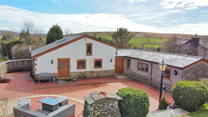 3 Bedroom Bungalow For Sale In West View, Tong Lane, Bacup, Rossendale, OL13
