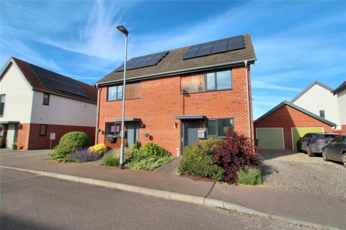 2 Bedroom Semi-Detached House To Rent In Hopsack Road, Hingham, Norwich, Norfolk, NR9