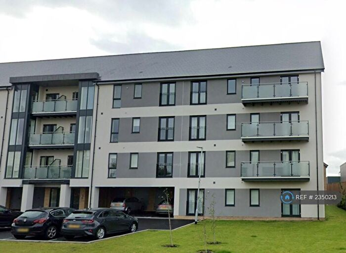 2 Bedroom Flat To Rent In Ruston Close, Reading, RG2