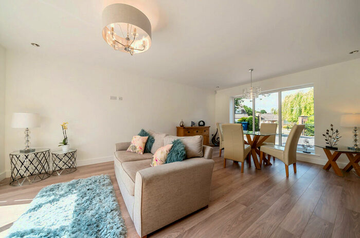 5 Bedroom Detached House For Sale In The Avenue, Mansfield, Nottinghamshire, NG18