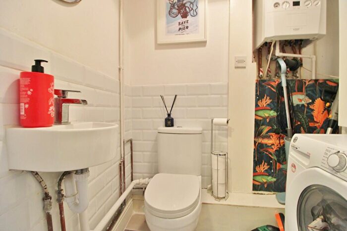 3 Bedroom Terraced House For Sale In Grayshott Road, Southsea, PO4