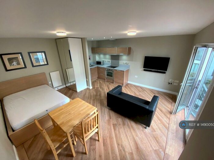 Studio To Rent In Liberty Place, Birmingham, B16