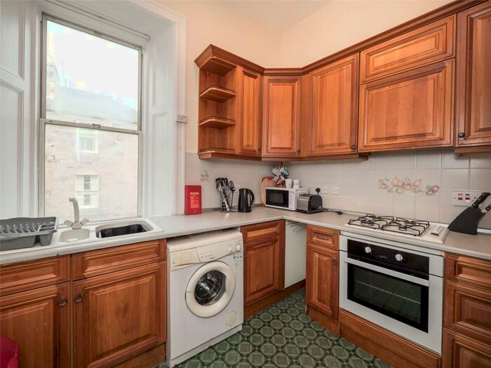 3 Bedroom Apartment To Rent In Sylvan Place, Marchmont, Edinburgh, EH9