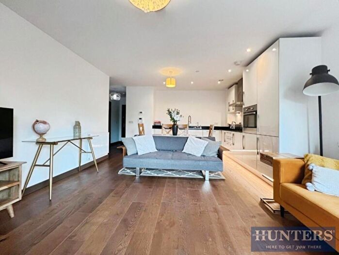 2 Bedroom Flat For Sale In Waterhouse Avenue Maidstone, ME14