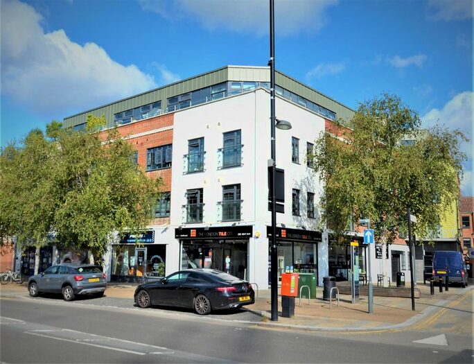 1 Bedroom Flat To Rent In Market Place, High Street, Brentford, TW8