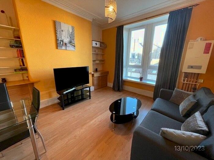 1 Bedroom Flat To Rent In Willowbank Road, First Floor Left, Aberdeen, AB11