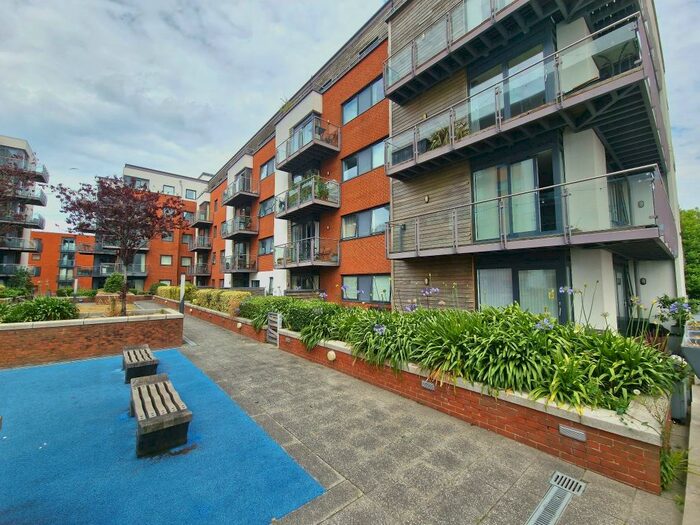 2 Bedroom Flat To Rent In Channel Way, Ocean Village, SO14