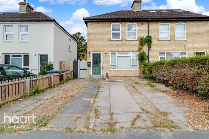 3 Bedroom Semi-Detached House For Sale In Frenchs Road, Cambridge, CB4