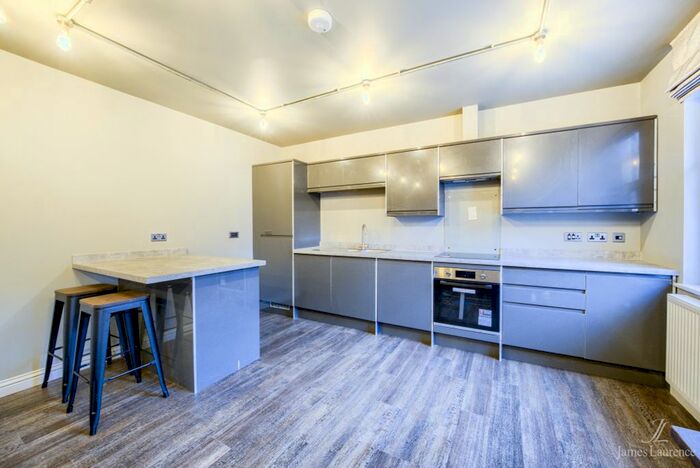 2 Bedroom Flat To Rent In Silver Forge, Princip Street, Birmingham, B4