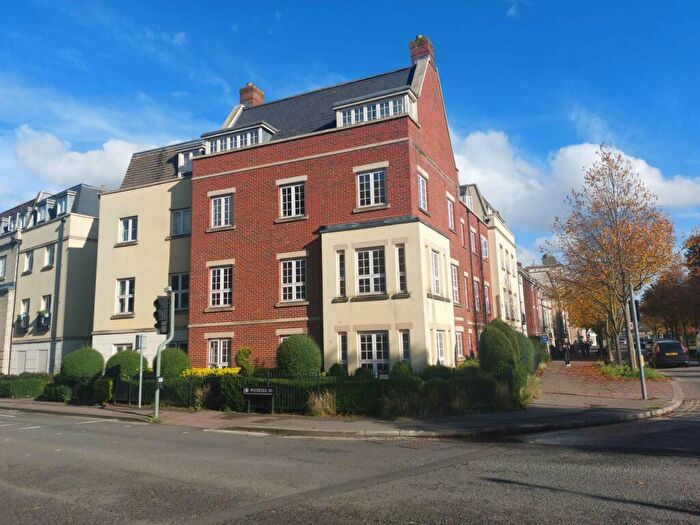 1 Bedroom Apartment To Rent In Welch Way, Witney, Oxfordshire, OX28