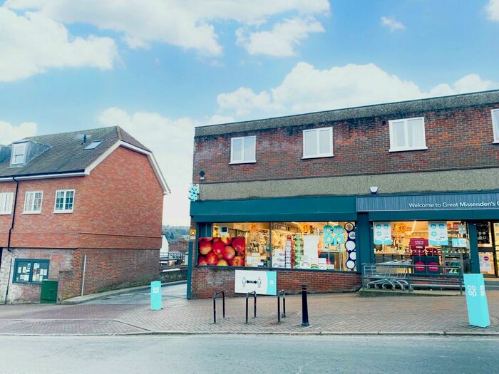 2 Bedroom Flat To Rent In Station Approach, Great Missenden, HP16