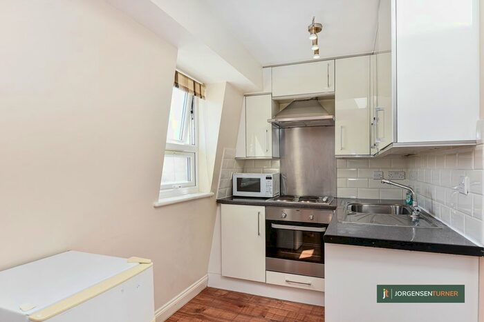 1 Bedroom Flat To Rent In Goldhawk Road, London, W12