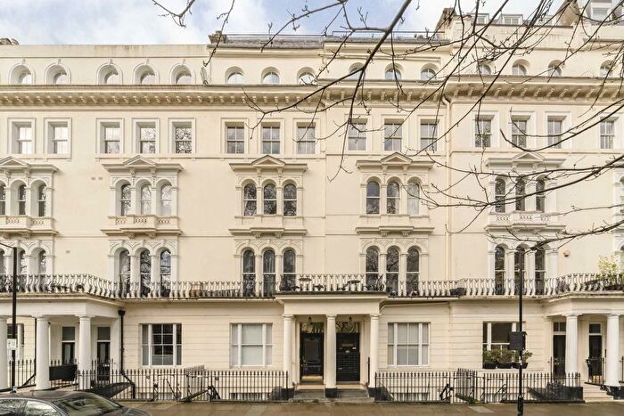 1 Bedroom Flat To Rent In Kensington Gardens Square, London, W2