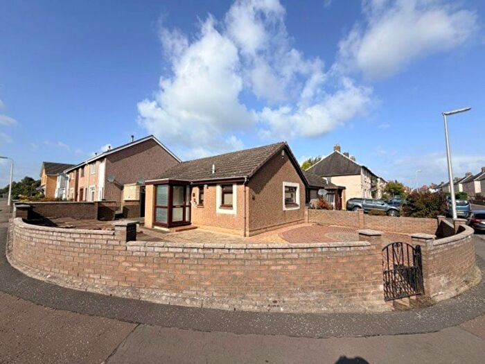 2 Bedroom Semi-Detached Bungalow For Sale In Hawthorn Terrace, Thornton, KY1