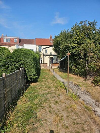 3 Bedroom Terraced House For Sale In Albert Road, Hanham, BS15