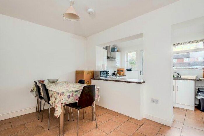 3 Bedroom Property To Rent In Freelands Road, Oxford, OX4