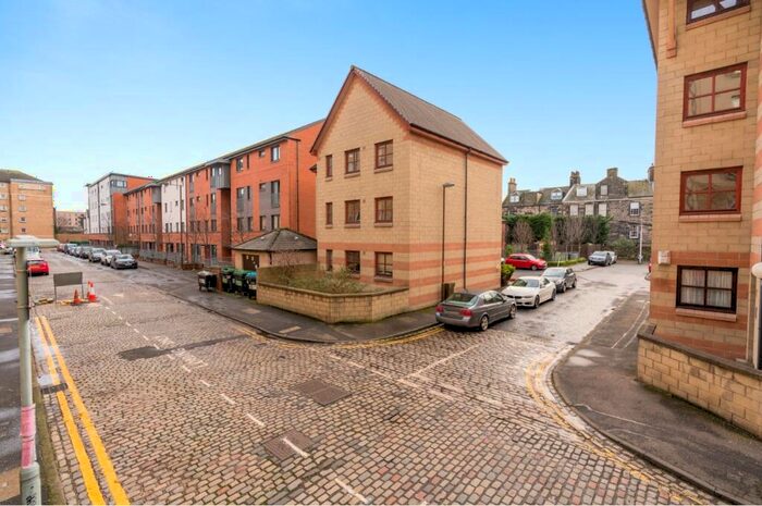 2 Bedroom Flat To Rent In Mitchell Street, Leith, Edinburgh, EH6