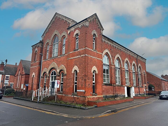 2 Bedroom Flat For Sale In The Old Chapel, Lovers Lane, Newark, Nottinghamshire, NG24