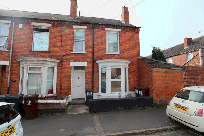 3 Bedroom Terraced House To Rent In Kirkby Street, Lincoln, LN5