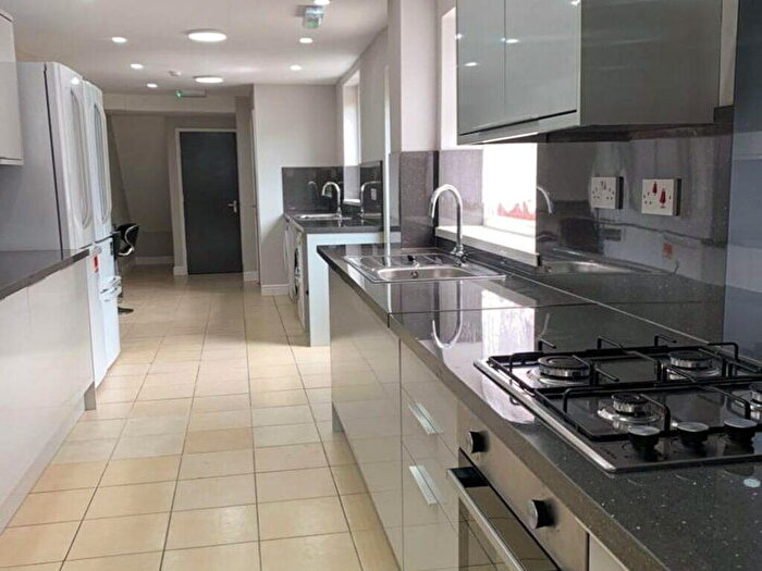 10 Bedroom Terraced House To Rent In Bournbrook Road, Selly Oak, Birmingham, B29