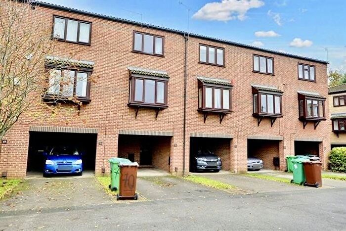 3 Bedroom Terraced House To Rent In Lenton Manor, Nottingham, NG7
