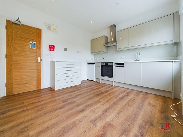 1 Bedroom Flat To Rent In Christchurch Avenue, London, NW6