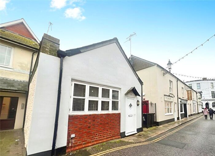 1 Bedroom Semi-Detached House For Sale In Norfolk Street, Bognor Regis, PO21