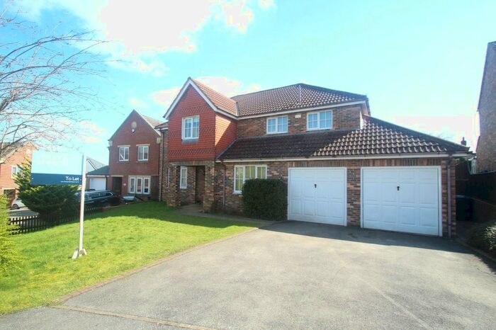 5 Bedroom Detached House To Rent In Spencers Way, Harrogate, North Yorkshire, HG1