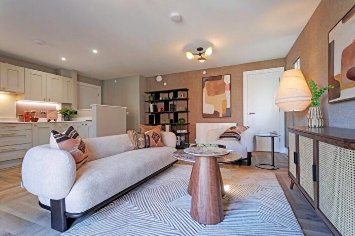 2 Bedroom Flat For Sale In Unit Nova Court, Northampton, NN1