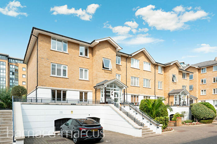 2 Bedroom Apartment To Rent In Cotton Row, London, SW11