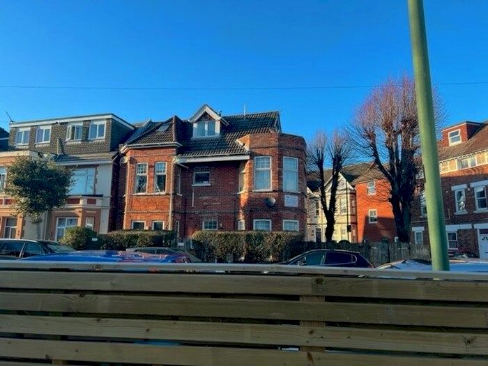 1 Bedroom Flat To Rent In Cecil Road, Bournemouth, BH5