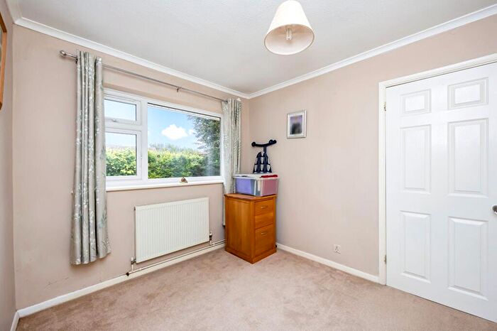 2 Bedroom Bungalow For Sale In Penfold Way, Steyning, BN44