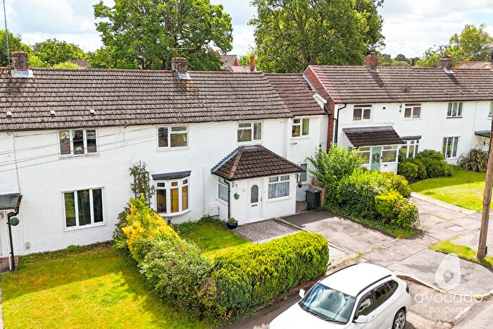 3 Bedroom Semi Detached House For Sale In Abbots Road, Burghfield Common, RG7